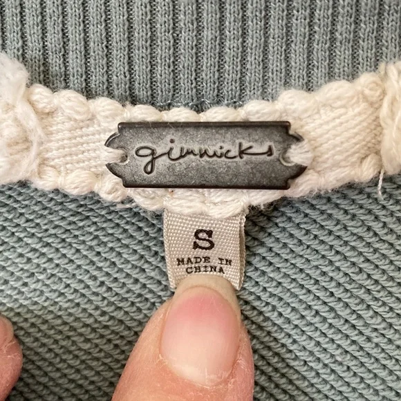 Gimmicks by BKE Gray-Green Oversized Lace Cutout Top - Picture 2 of 8